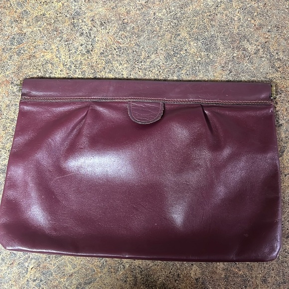 Vintage Philippe burgundy, Leather Clutch - Picture 1 of 3